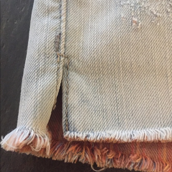 Free People Distressed Light Wash Jean Shorts s 28 - Picture 8 of 9